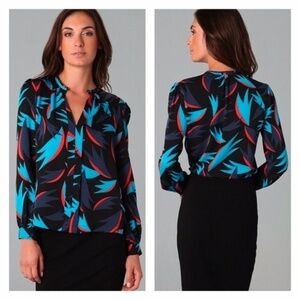 Diane Von Furstenberg Multicolor Billow Winged Pattern Silk Blend Blouse Size 0